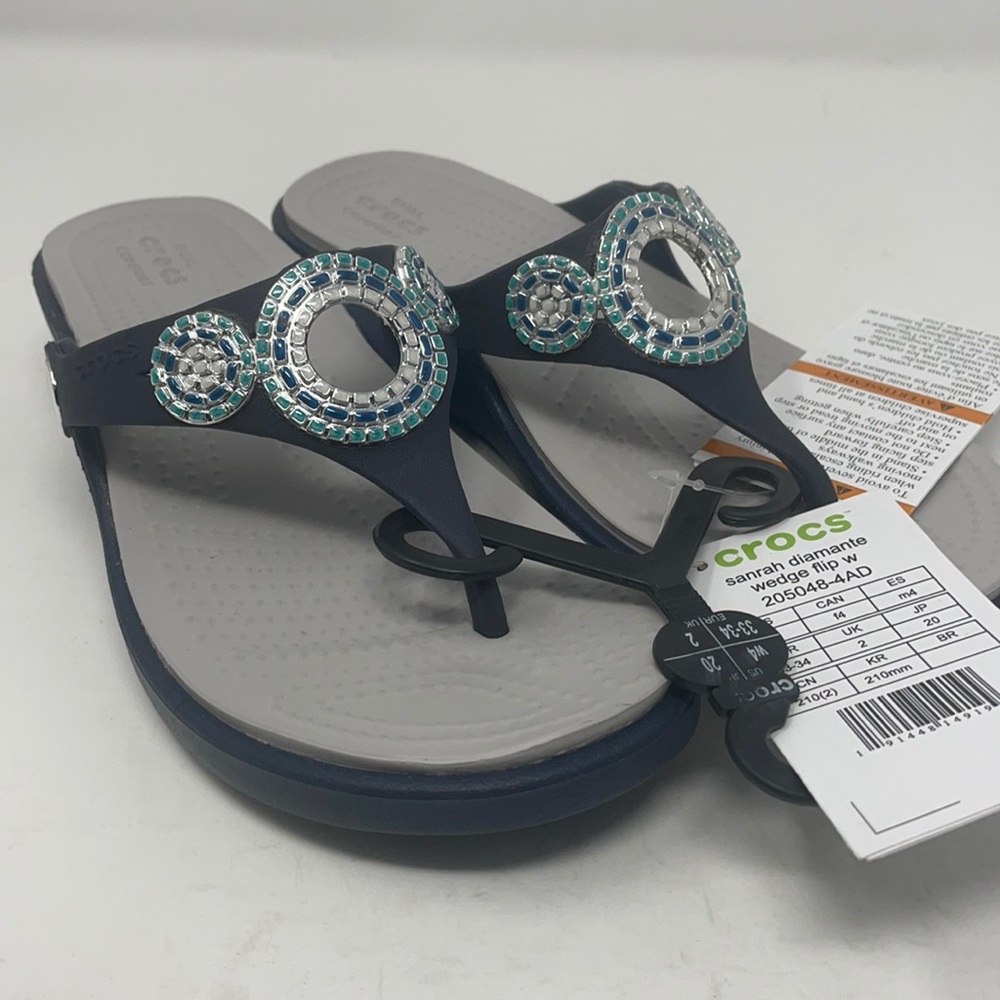 Women’s crocs size 4 sanrah diamanté wedge flip